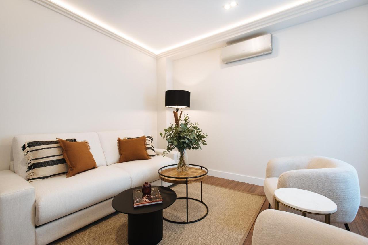 La Silleria De Triana By Magno Apartments เซบีญา ภายนอก รูปภาพ