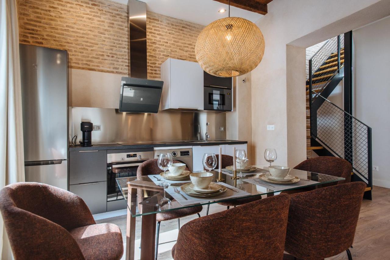 La Silleria De Triana By Magno Apartments เซบีญา ภายนอก รูปภาพ