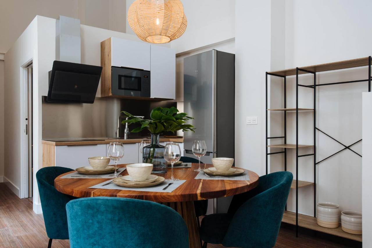 La Silleria De Triana By Magno Apartments เซบีญา ภายนอก รูปภาพ